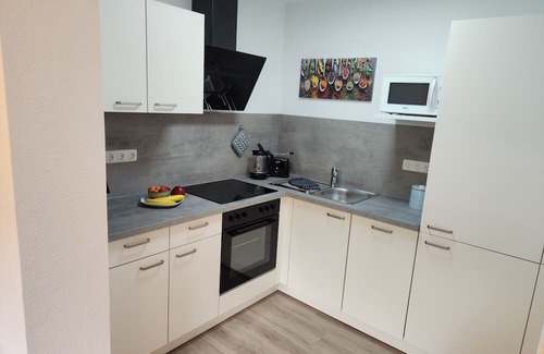 Iphofen Apartment | Holiday Apartment '5 Traminer' with Mountain View, Shared Terrace and Wi-Fi