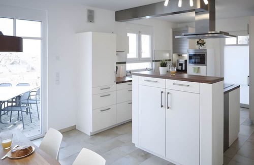 Rust House | Holiday Home 'Elsa 180 sqm' with Private Terrace, Private Garden and Wi-Fi