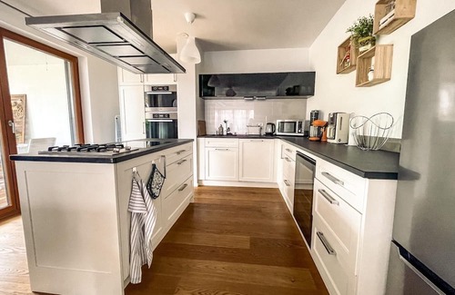 Tutzing Apartment | Beautiful apartment with terrace to feel good