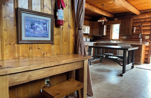 Red Feather Lakes Cabin | Amazing 3-bedroom cabin in Red Feather Lakes - Rustic Rendezvous