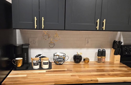 Greene Apartment | BRAND NEW fully renovated upstairs apartment in the heart of downtown Greene, NY