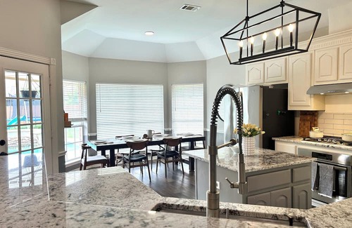 Waxahachie House | Modern Family Getaway w/Pool, Pet Friendly, Near Shops & Dining