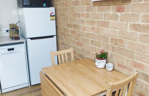 Falls Creek Villa | MarieBlue2-Pet Friendly-Spacious 1 Bed Unit-6 mins to Huskisson & Beaches