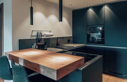 Wallenfels Apartment | Large apartment (80sqm) with private sauna and rain shower