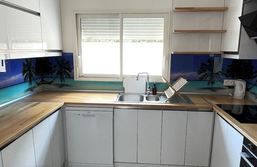 Port-la-Nouvelle Villa | Air-conditioned Family Villa, Near Beach & Lakes