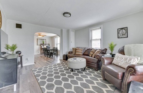 Tonawanda Apartment | The Nook - Full Home in Tonawanda