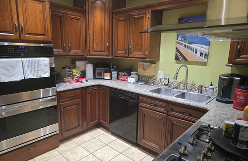 Lea Manor House | Charming house with easy access to the highway and shopping. Quit neighborhood