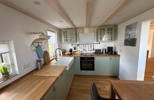 Norden House | Holiday Home 'Huus Ant Diek Mit Pool' with Private Terrace, Private Garden and Wi-Fi