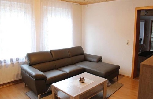 Offenhausen Apartment | Apartment 'Ferienwohnung Annette' with Shared Terrace and Wi-Fi