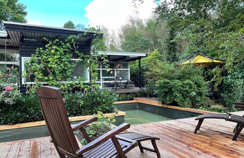 Worpswede House | PARADISO WORPSWEDE - pure relaxation at the water lily pond for up to 8 people