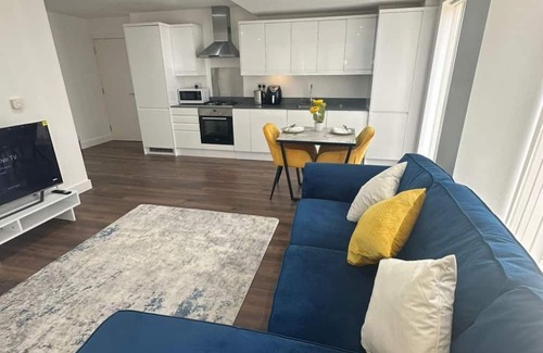 Woolwich Apartment | Exclusive 2 bedroom apartment