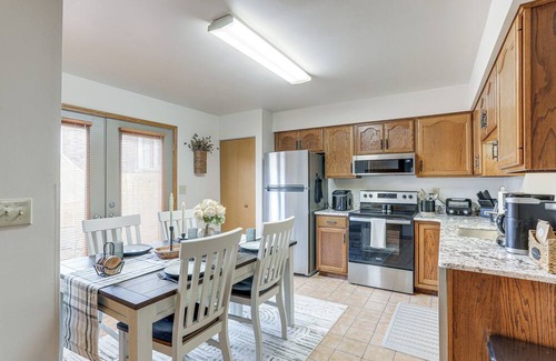Clearfield House | Townhome w/Patio: 1 Mi to Clearfield Riverwalk