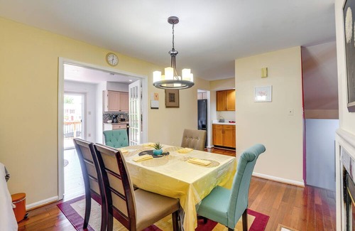 Herndon House | Close to Hospital & Dulles: Herndon Townhome