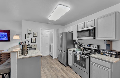Glenn Heights House | Lovely 3-bedroom townhome with AC in Glenn Heights