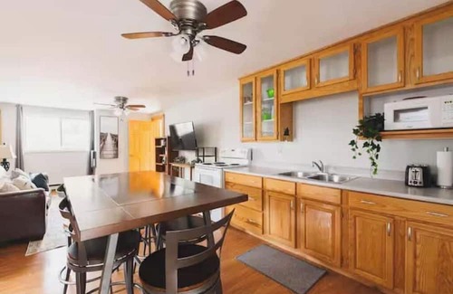 Lambton Shores Cottage | Relax and Unwind at Hideaway Cottages #2