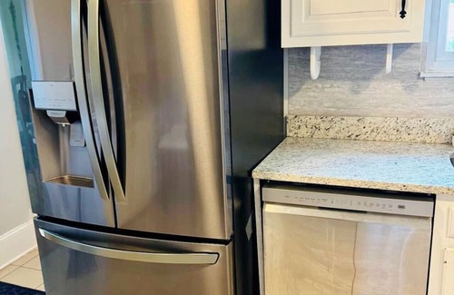 East Riverdale House | Riverdale Retreat | Spacious 4BR + DC Access
