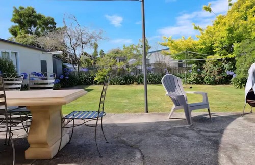 Port Sorell House | Cosy Beach Shack Retreat