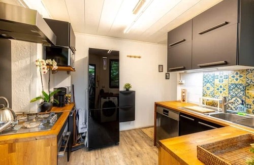 Adamville House | Gaia House, Urban Oasis, RER A, Paris in 20min