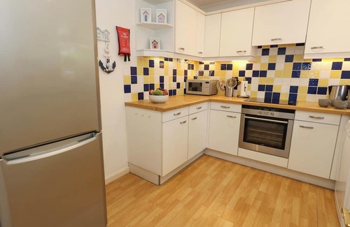 Sandbanks Cottage | CASA AL MARE, pet friendly, character holiday cottage in Sandbanks