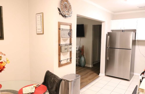 Oak Hill House | Monthly +Charming 2-bedroom/1-bath house on Westside Jax/OP
