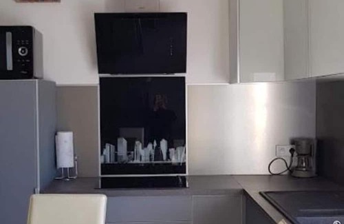 Roquebrune-Cap-Martin Apartment | 1 Bedroom Apartment with Security, Sports and Fireplace