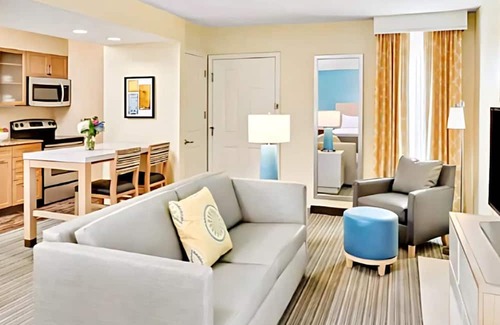 Sharonville Apartment | Fully Furnished Studio | Flexible Stays | All-Inclusive