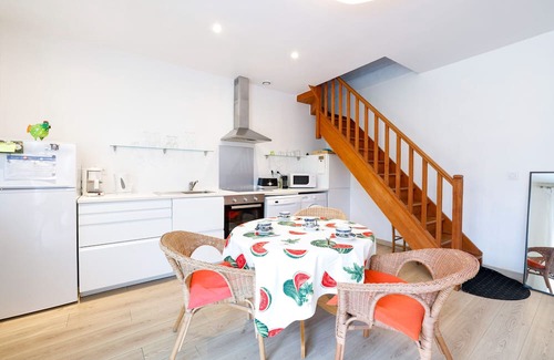 Huelgoat House | Les Gites du chaos d'Huelgoat – Renovated Former Bakehouse