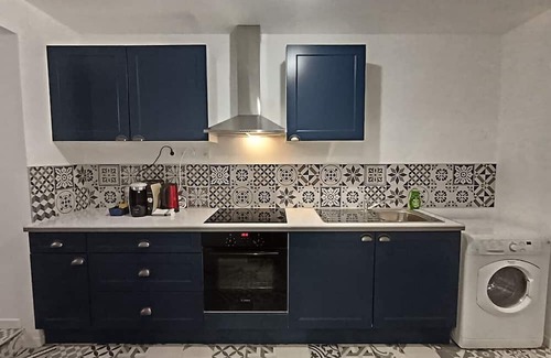 Fontainebleau Apartment | Jardin Saint Merry sleeps 2