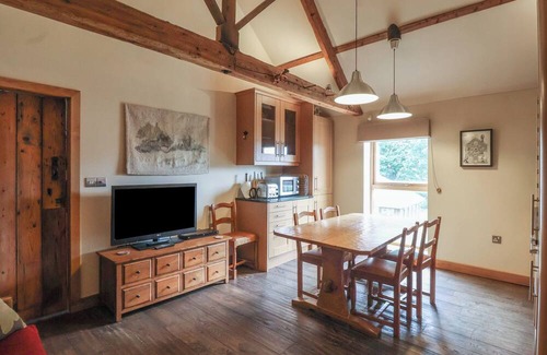 Scawton Cottage | THE ANNEX AT MANOR FARM, pet friendly, with a garden in Brandsby