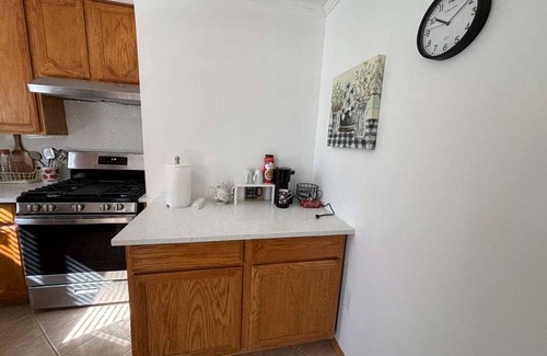North Brunswick Condo | Entire Cozy Apartment Fully Renovated Modern Style