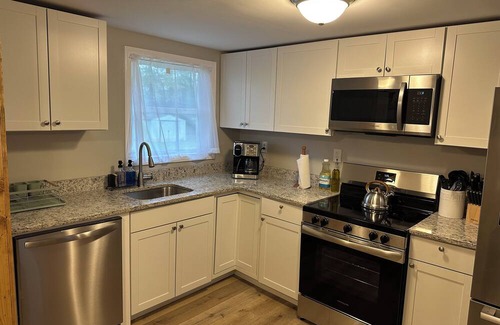 Olive Branch House | Livie’s Cozy Cottage Near Collierville