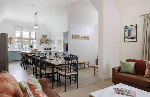 Mangotsfield Cottage | Incredible dog friendly with hot tub - The Old Stores