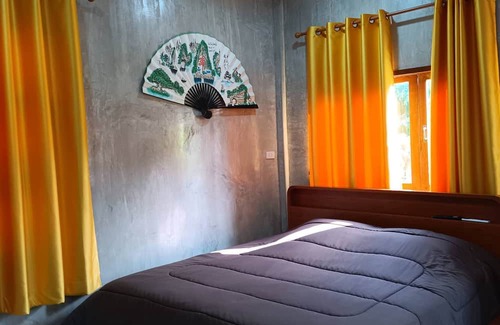 Saraphi House | Baan Phak Phu皮富的家 moshe house