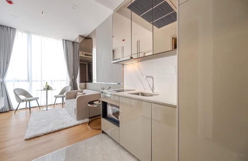 Pathumwan Apartment | New City Condo in Central Bangkok 曼谷市中心全新公寓 暹罗百丽宫·中央世界旁 一室一厅加大床城市景观酒店式套房 步行可达主