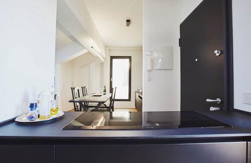 Porta Genova Apartment | Luxury attic with jacuzzi in Navigli