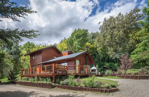 Angostura House | Beautiful house for 6 people in an amazing native Patagonian forest