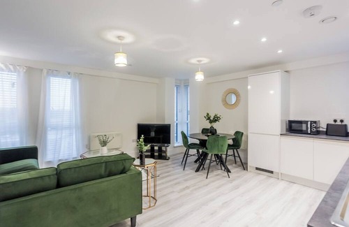 Washington Apartment | The Emerald at Parsons House