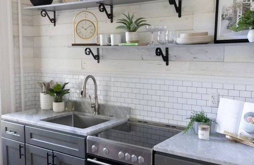 Newtonville Apartment | Charming North Troy apartments by the River