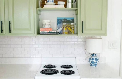 Newtonville Apartment | Charming North Troy apartments by the River