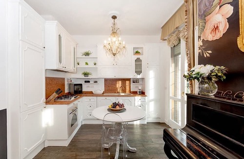 Casalecchio di Reno Apartment | Bologna Luxe Haven