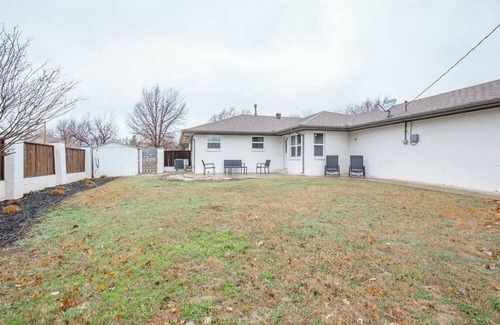 Central Oklahoma City House | Modern Retreat in The Village OKC