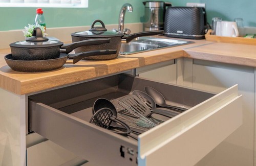 Earl Shilton Apartment | Hilltop Apartment 3 - UK50595