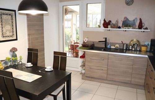Saint-Cyr-l'Ecole Bed & Breakfast | Chambre D'hôte Idéal Pour Profiter des JO à Paris Versailles St Quentin