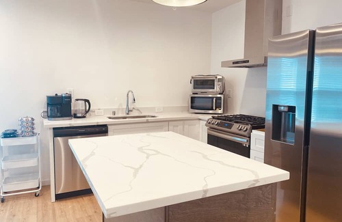 North Central House | Downtown 3B/3b kids friendly home in San Mateo