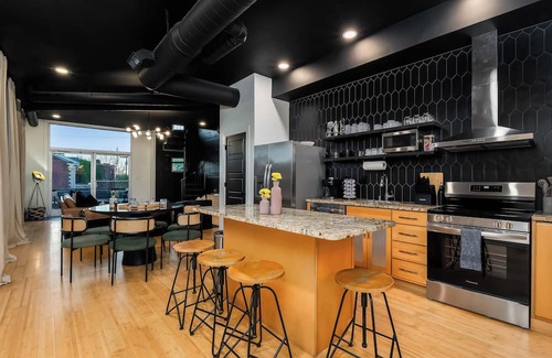Butchertown House | The Rickhouse ~ Elegance & Fun Wrapped In One!