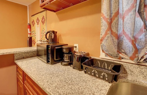 Wilmington House | Walkable Townhome in Wilmington’s South Side!