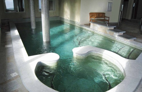 Saint-Lary-Soulan House | Appart 50m du Télécabine | Accès Piscine + Sauna!