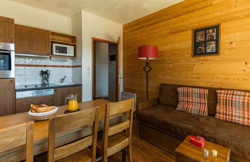 Saint-Lary-Soulan House | Appart 50m du Télécabine | Accès Piscine + Sauna!