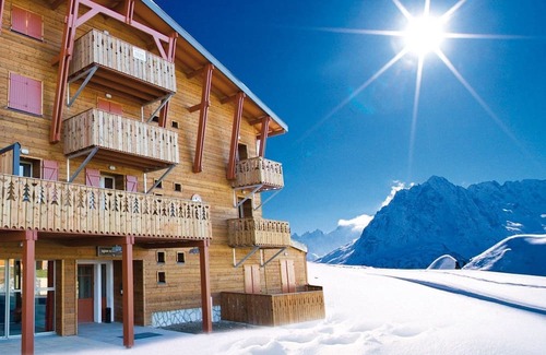Saint-Lary-Soulan House | Appart 50m du Télécabine | Accès Piscine + Sauna!