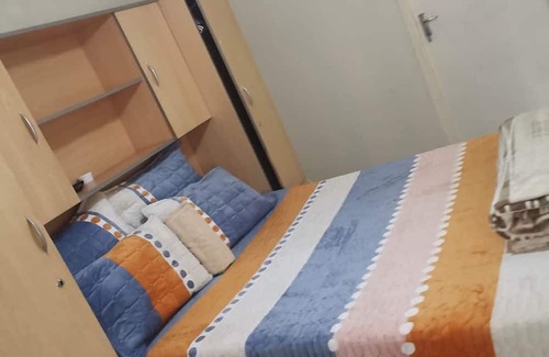 Pietermaritzburg Cabin | Spacious lodge in beautiful Pietermaritzburg with AC, WiFi